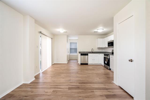 Building Photo - 1626 White Oak Rd