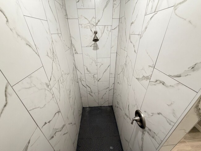 Building Photo - Beautiful 3 Bedroom, 2 Bathroom Home in Palm Bay!!