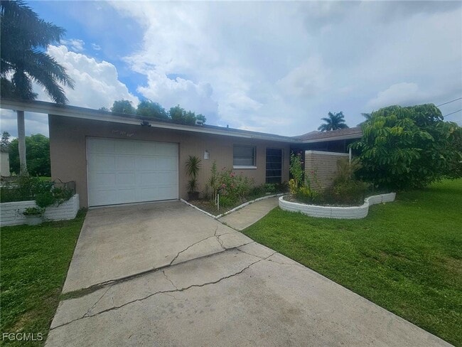 Primary Photo - 158 SW 51st Terrace