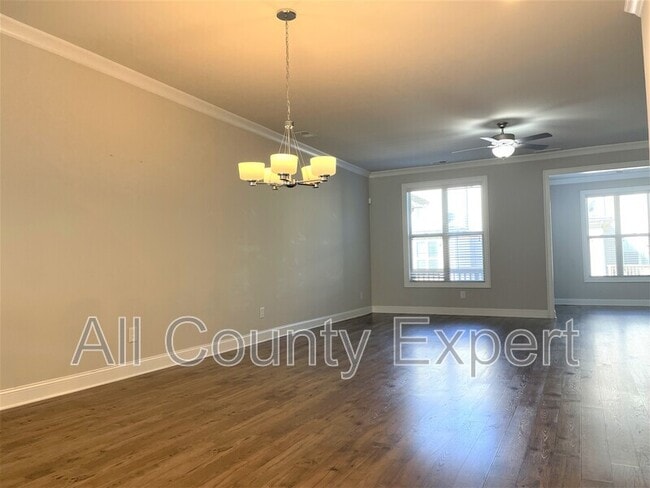 Building Photo - 113 Laurel Crst Aly