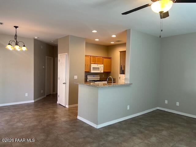 Building Photo - 9840 E Lakeshore Dr