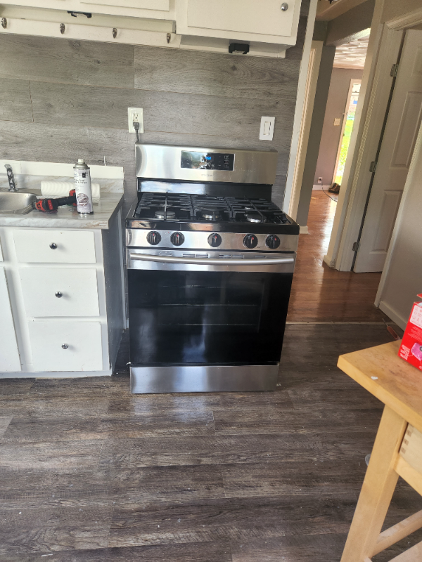 Building Photo - 4706 Roxie St