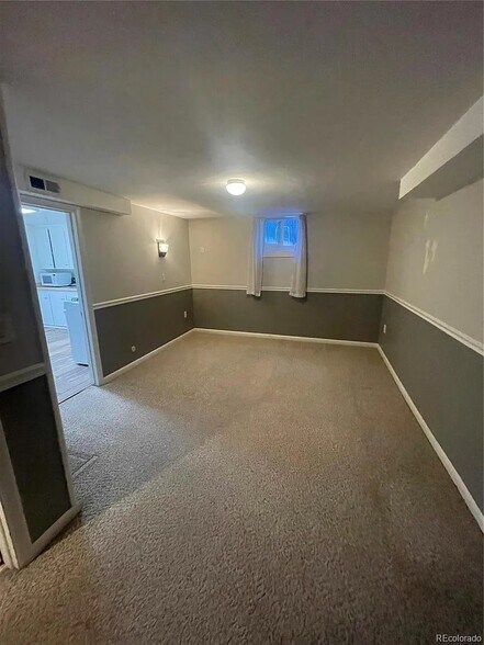 Living area - 1210 Vance St