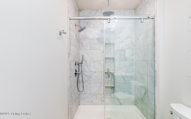 Building Photo - 9413 Civic Way