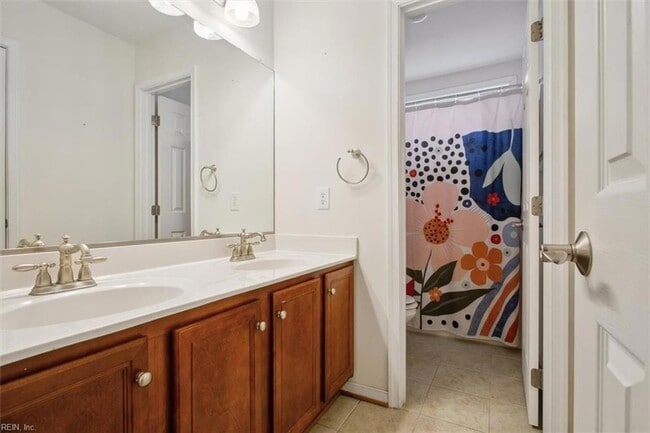 Building Photo - 5681 Regal Ct