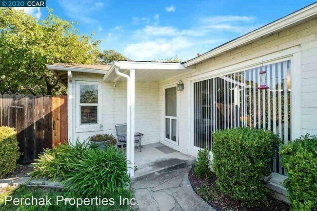 Primary Photo - 2 br, 1 bath House - 1680 La Bonita