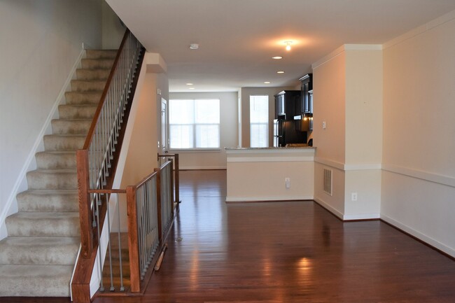 Building Photo - 3-Level Townhome in Village @ Woodstream C...