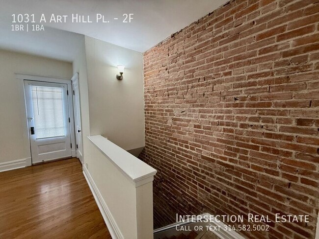 Building Photo - 1031 Art Hill Pl