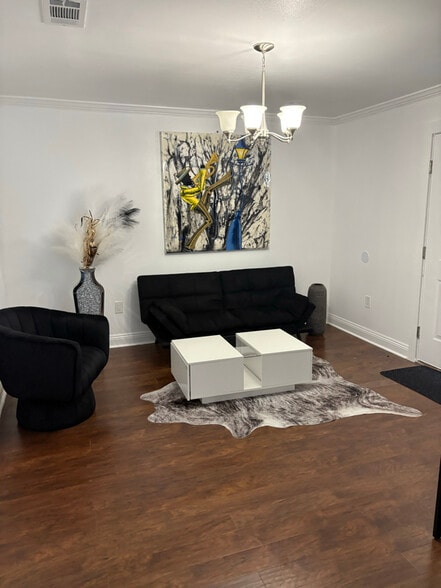 Building Photo - 1710 S Lopez St