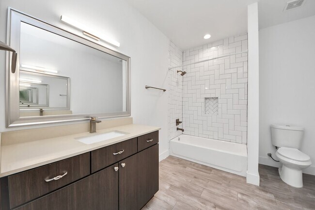 Building Photo - 1703 Cedrocanna Ln