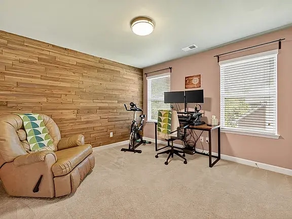 Building Photo - 5004 El Molino Dr