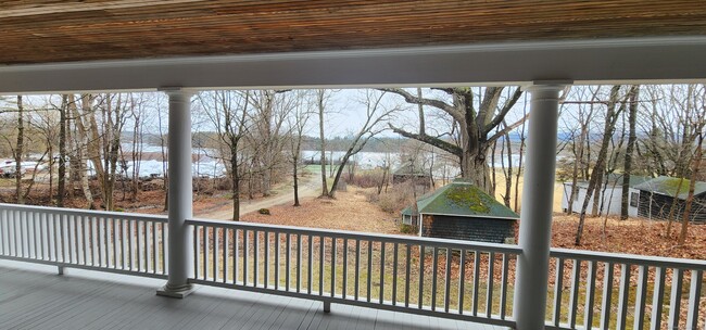 Building Photo - 264 Twin Lakes Rd