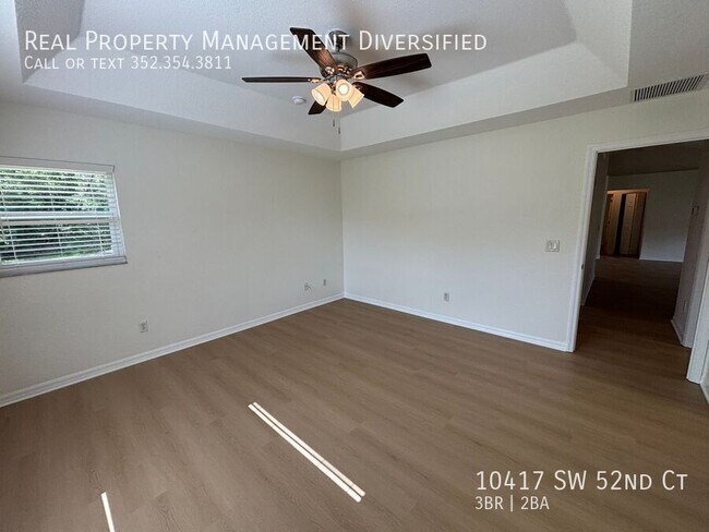 Building Photo - 10417 SW 52nd Ct