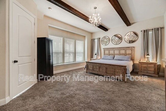 Building Photo - 3625 Funston Dr