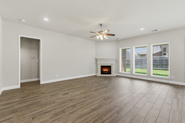 Building Photo - 27922 Arden Trl