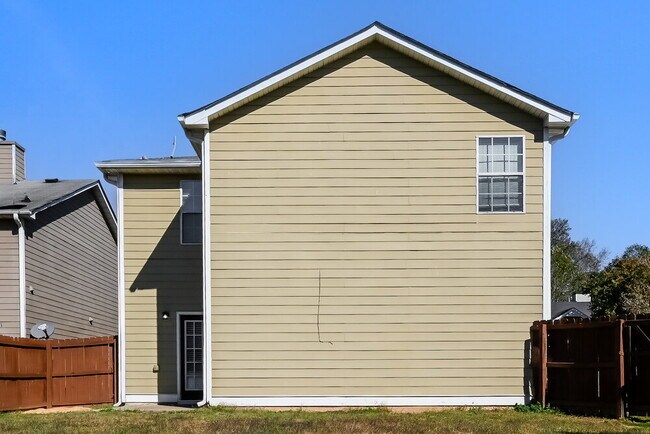 Building Photo - 309 Breeze Ct