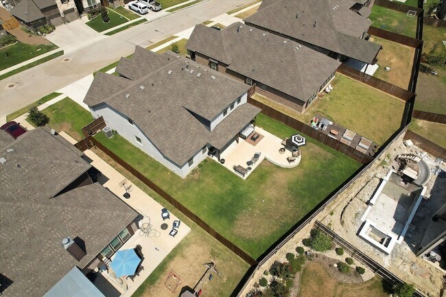 Building Photo - 1202 Alderwood Dr