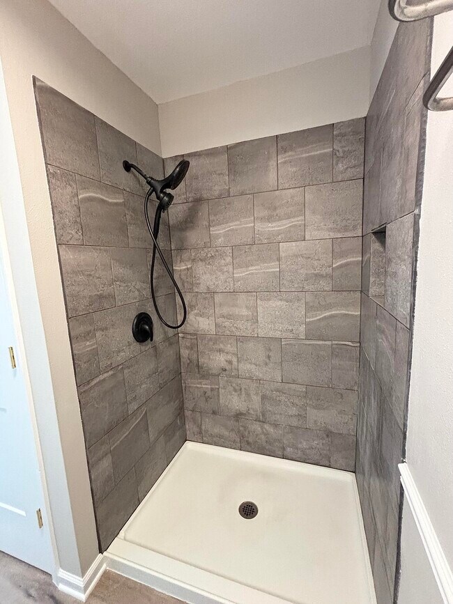 Building Photo - 926 Holbrook Cir