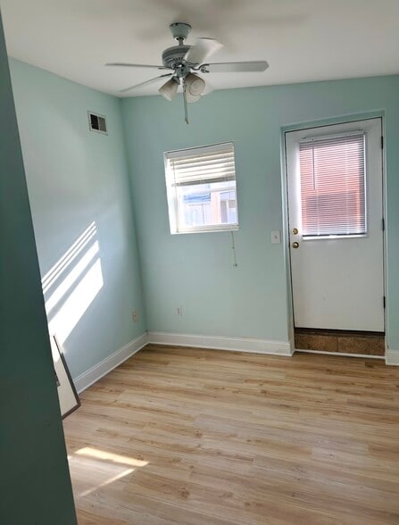 2nd Bedroom - 829 S Linwood Ave