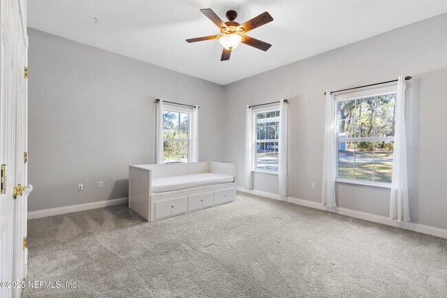 Building Photo - 1326 Chatauqua Way