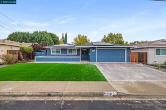Building Photo - 3934 Bellwood Dr