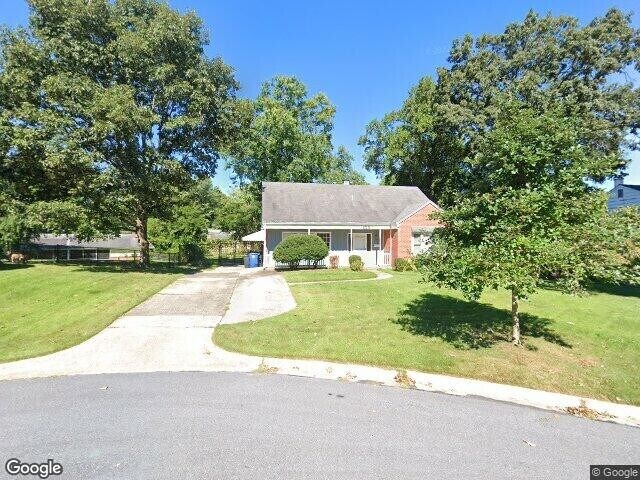 Primary Photo - 305 Charlton Ct