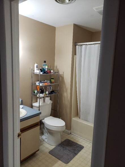 Bathroom - 421 Market St