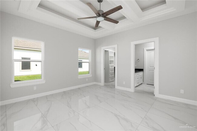 Building Photo - 12 Imperial Oak Dr