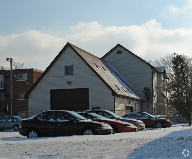 Building Photo - Ventura Apartments