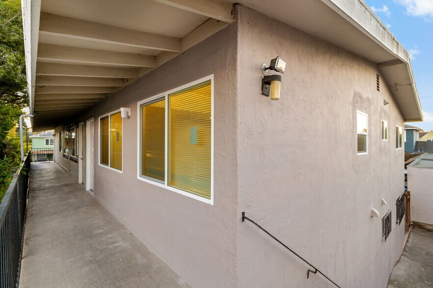 Building Photo - 3319 Nevin Ave