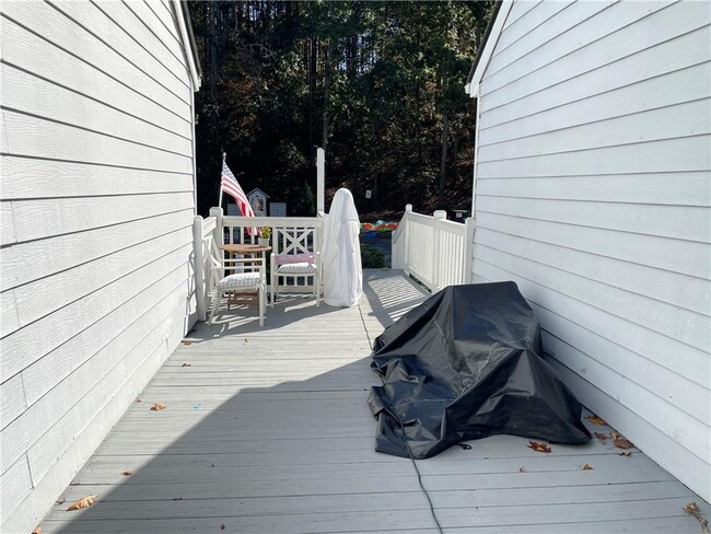 Building Photo - 3502 Tradewinds Dr