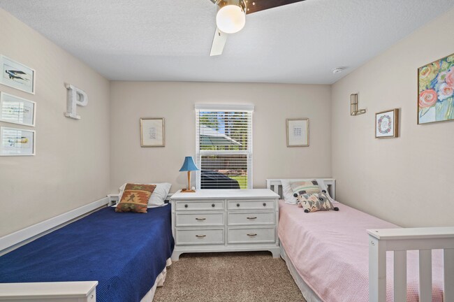 Building Photo - 2234 Avenida De Sol