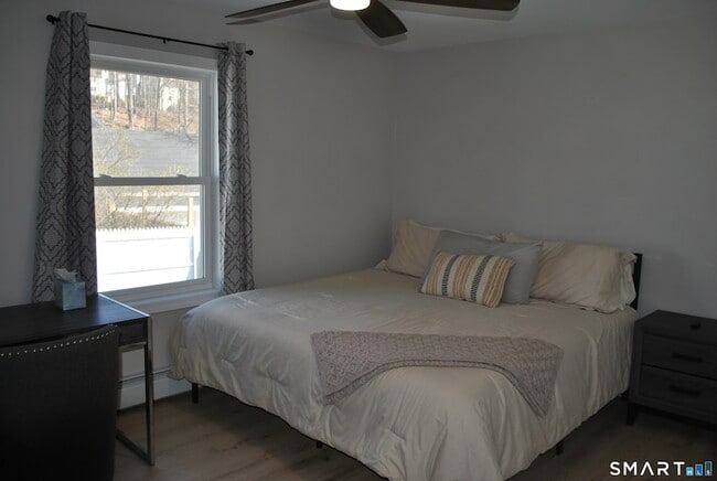 Building Photo - 3 Bostwick Pl