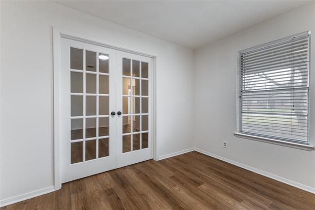 Building Photo - 10535 Chesterton Dr