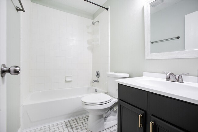 Building Photo - 9823 Cassowary Dr