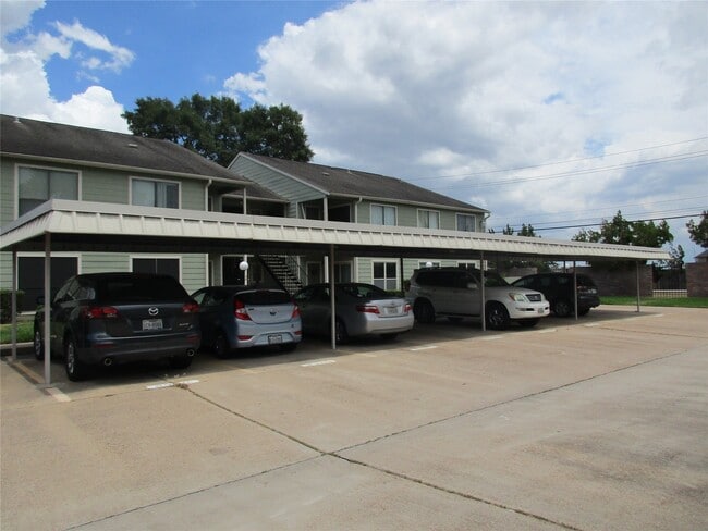 Building Photo - 14777 Wunderlich Dr