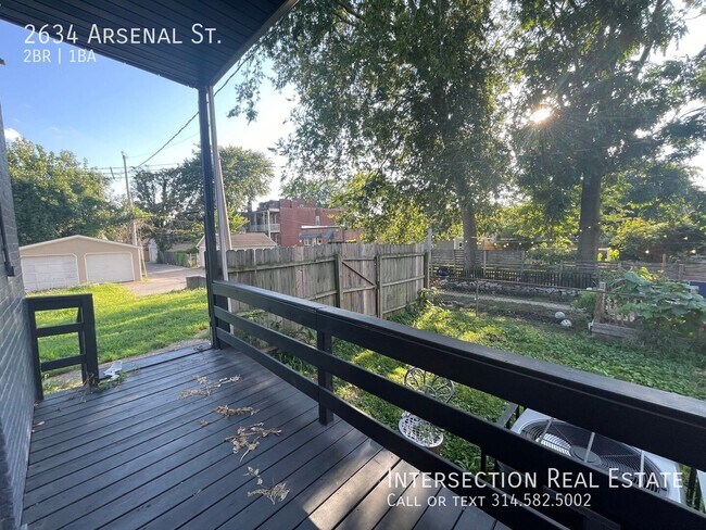 Building Photo - 2634 Arsenal St