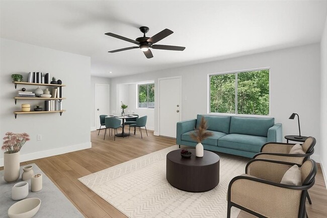 Building Photo - 736 Wales Way