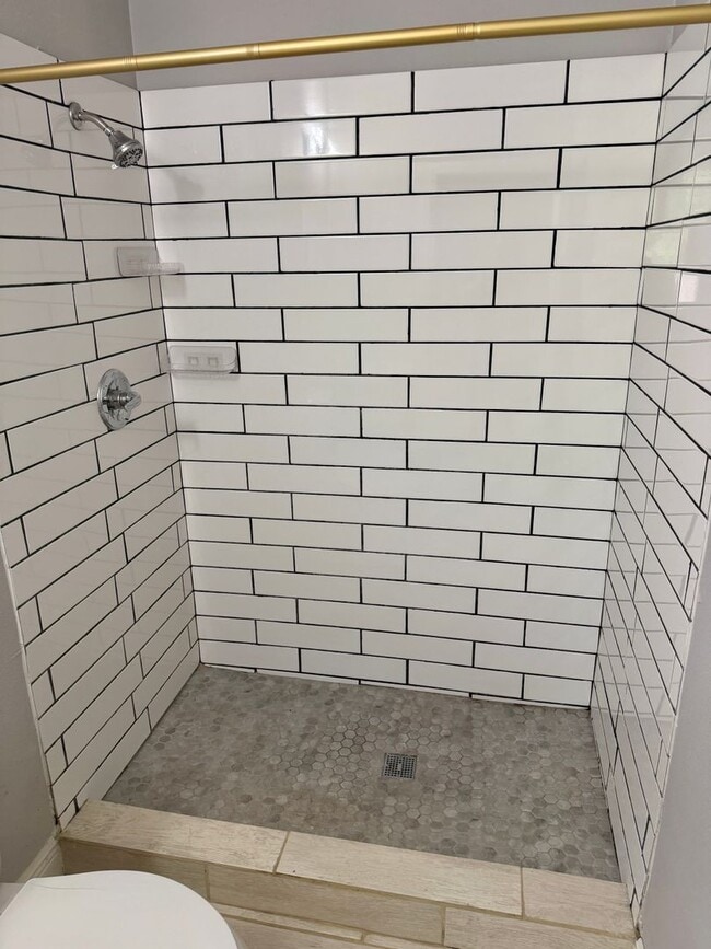 Building Photo - 2812 N 75th St