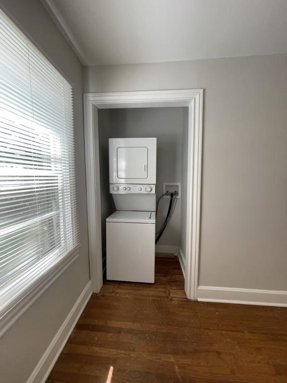 Building Photo - 117A White Oak Dr