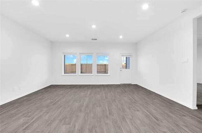 Building Photo - 31134 Delamere Turn trl Trl