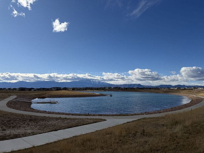 Building Photo - 10069 Thrive Ln