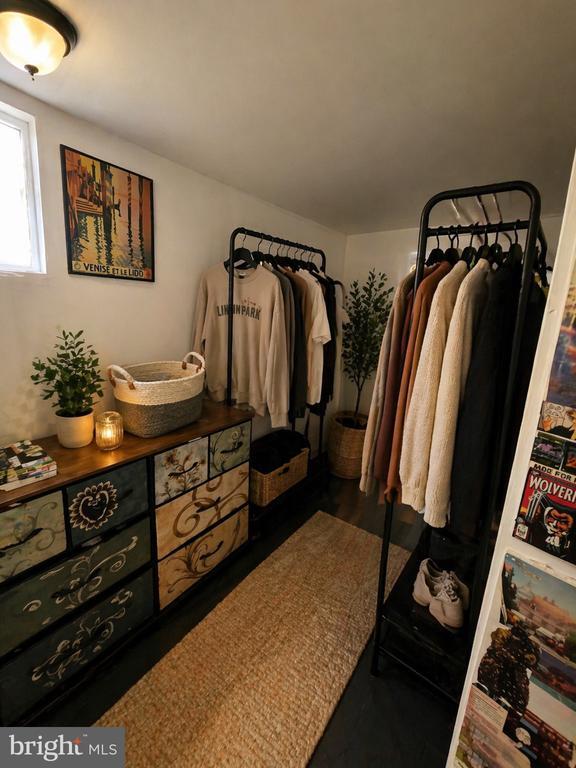 Building Photo - 6251 E Wister St