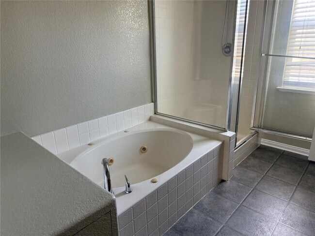 Building Photo - 1742 Edmon Way