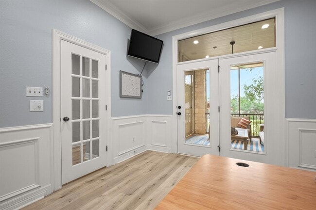 Building Photo - 601 Scenic Path