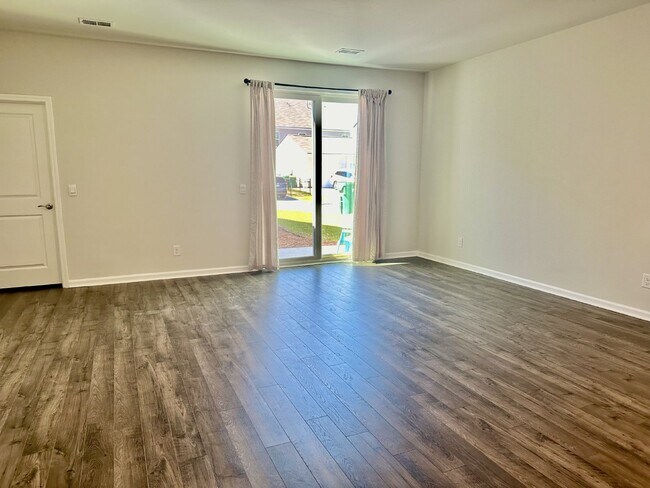Building Photo - Cypress Ridge Townhome!