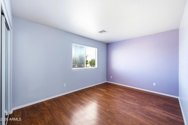 Building Photo - 10950 W Royal Palm Rd