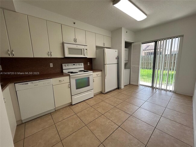 Building Photo - 22841 SW 88th Pl