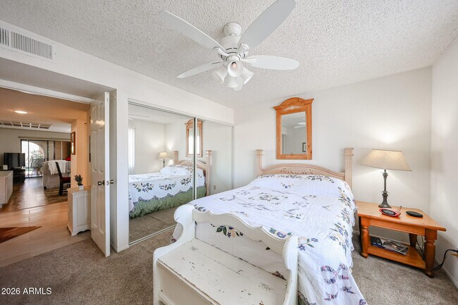 Building Photo - 9430 E Mission Ln