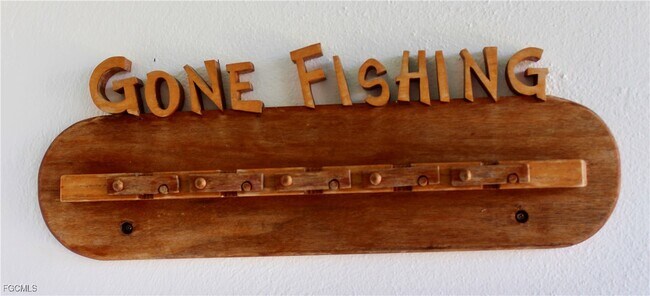 Building Photo - 2744 Sanderling Ct